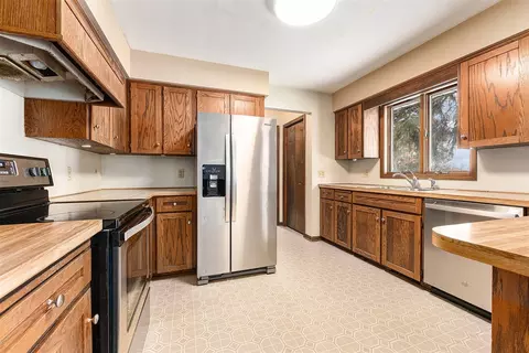 Kitchen - 3030 Newell, Burnips, MI 49314 photo 2 of 2