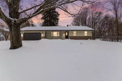3030 Newell, Burnips, MI 49314