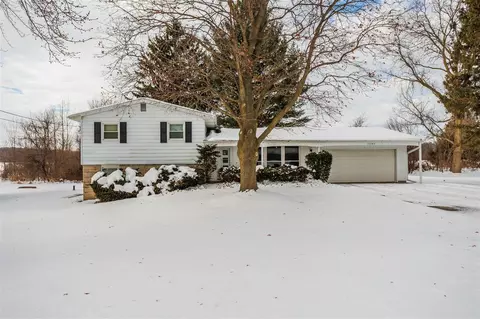 12293 Beadle Lk, Battle Creek, MI 49014