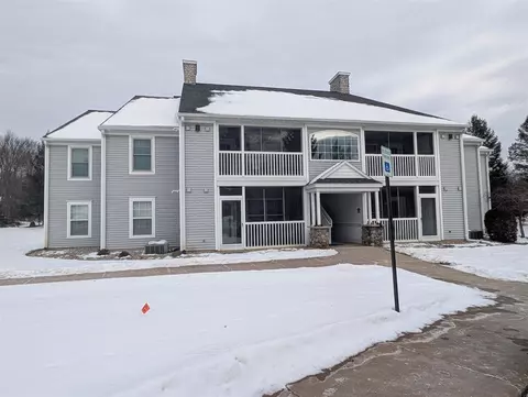 712 W Barrington, Jackson, MI 49203