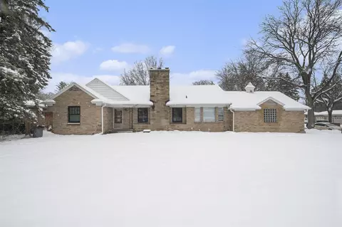 3041 Burton, Grand Rapids, MI 49546
