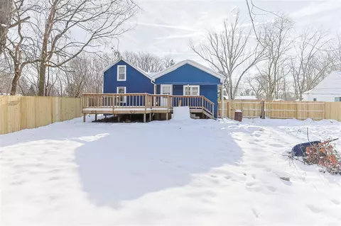 1017 Burns, Niles, MI 49120 photo 3