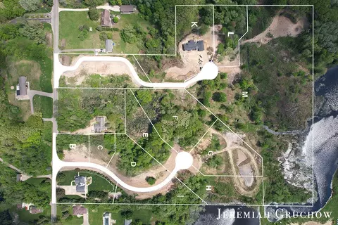 777 E Sedona Hls, Grand Rapids, MI 49525