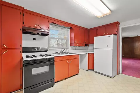 Kitchen - 412 6th, Three Rivers, MI 49093 photo 2 of 2