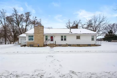 Exterior - 412 6th, Three Rivers, MI 49093 photo 2 of 6