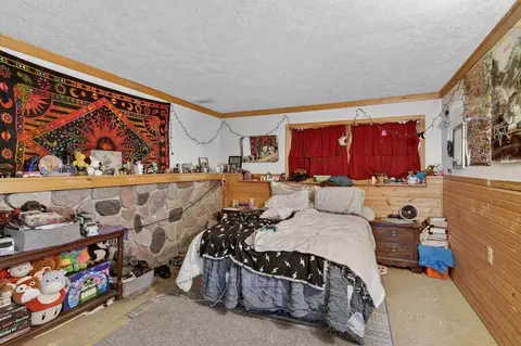 Bedroom - 908 Springcrest, Jackson, MI 49203 photo 6 of 7