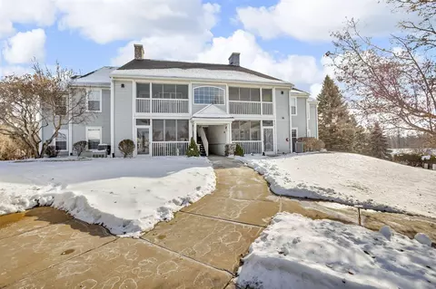 783 W Barrington, Jackson, MI 49203