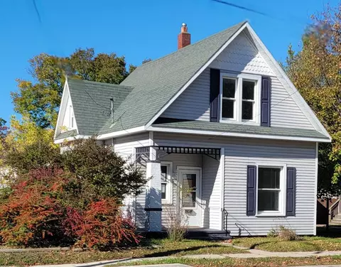 260 Fremont, Manistee, MI 49660