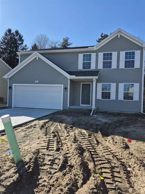 1003 Cedarwood, Greenville, MI 48838