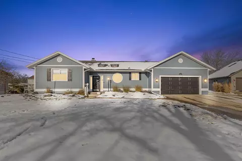 10273 Burgundy, Dimondale, MI 48821