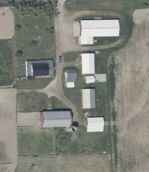 5791 Squawfield, Osseo, MI 49266