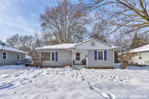 3457 Collingwood, Wyoming, MI 49519