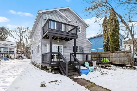 8873 Lagoon, Brighton, MI 48116