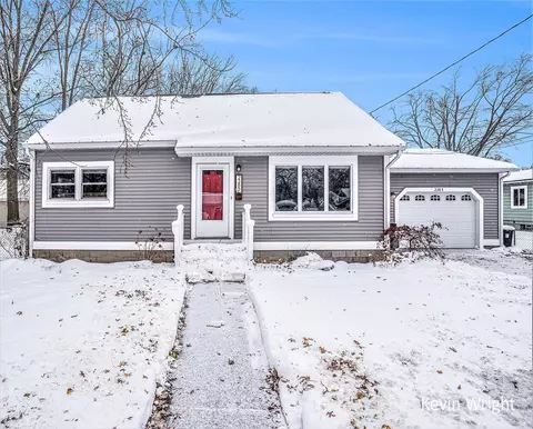 2385 Lincoln, Muskegon, MI 49441