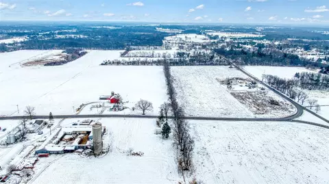 View/Area - 7640 Clark Lk, Jackson, MI 49201 photo 3 of 7