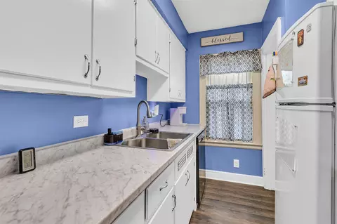 Kitchen - 550 Sparks, Jackson, MI 49202 photo 3 of 3