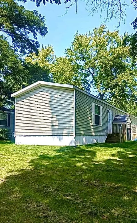 1293 Red Maple, Kalamazoo, MI 49004