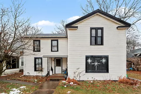 412 W Front, Burr Oak, MI 49030