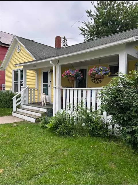 233 Hughes, Manistee, MI 49660