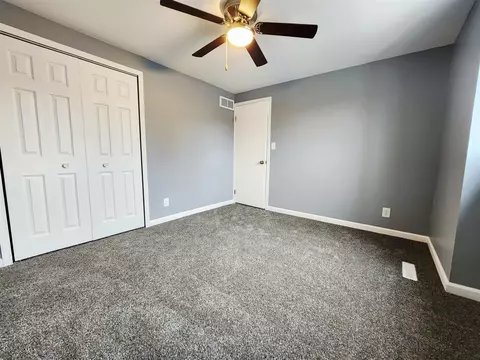 Bedroom - 1955 Westbrook, Jackson, MI 49201 photo 3 of 4