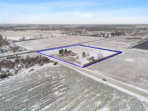 8055 S Castle, Sheridan, MI 48884
