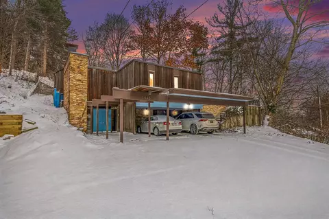 1443 Mount Mercy, Grand Rapids, MI 49504