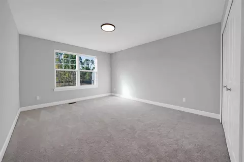Bedroom - 3490 Mare, Commerce Twp, MI 48382 photo 4 of 7
