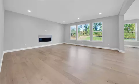 Living - 3490 Mare, Commerce Twp, MI 48382 photo 3 of 4