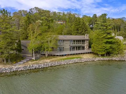 3151 Crystal, Beulah, MI 49617
