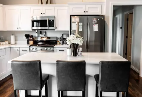 Kitchen - 1826 Riley, Saint Clair, MI 48079 photo 3 of 4