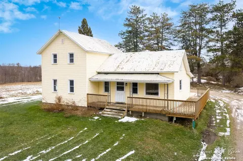 6062 Ashley, Belding, MI 48809 photo 2