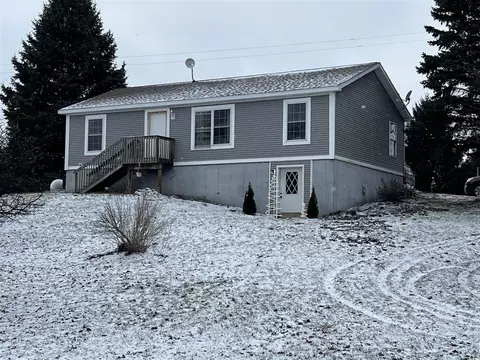 10550 Hillsdale, Camden, MI 49232