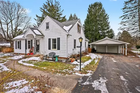 2419 Alamo, Kalamazoo, MI 49006