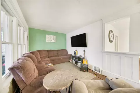 206 W Vandercook, Jackson, MI 49203 photo 3