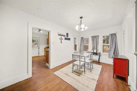 206 W Vandercook, Jackson, MI 49203 photo 4