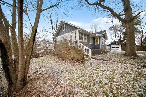 206 W Vandercook, Jackson, MI 49203