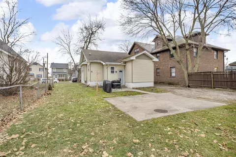 Exterior - 110 N Thompson, Jackson, MI 49202 photo 3 of 6