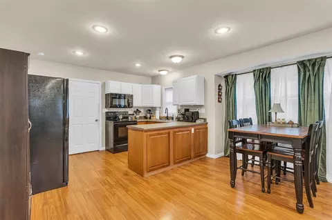 Kitchen - 110 N Thompson, Jackson, MI 49202 photo 1 of 5