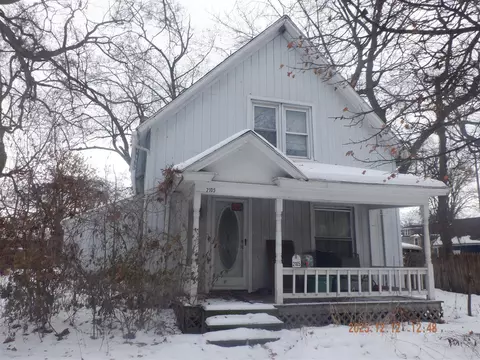 2105 E Ganson, Jackson, MI 49202