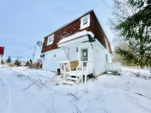 18600 Manitou, Addison, MI 49220