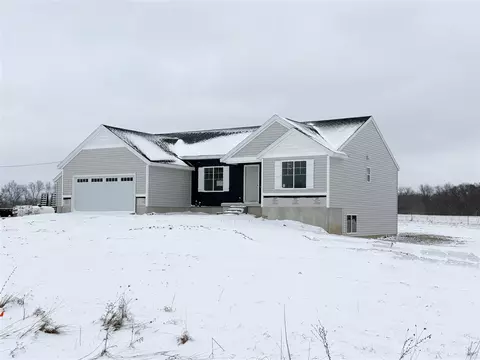 12712 S Elder, Grant, MI 49327