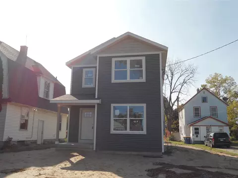 108 La Belle, Grand Rapids, MI 49507