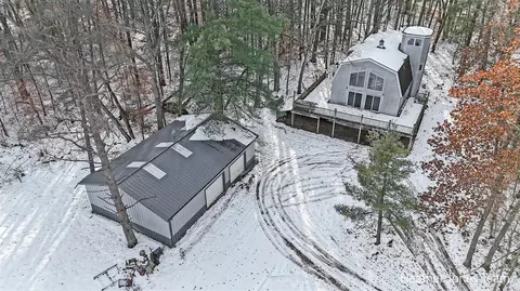 10136 Connelley, Greenville, MI 48838