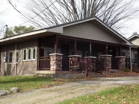 13162870 E Chauvez, Scottville, MI 49454