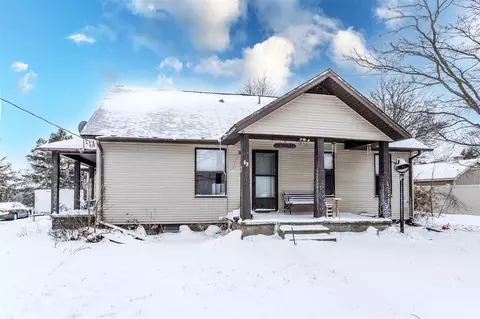 65 S Main, Casnovia, MI 49318