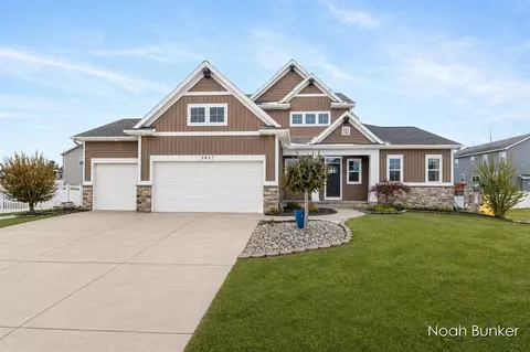 3857 Winsome, Hudsonville, MI 49426