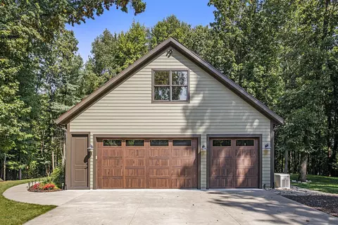 Exterior - 7606 N 46th, Augusta, MI 49012 photo 17 of 29
