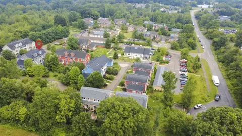 560 Little Lk #20, Ann Arbor, MI 48103
