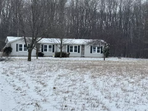 3036 Blue Rdg, Clarklake, MI 49234