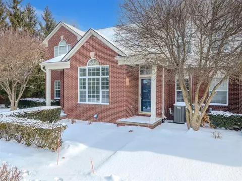 4101 Cameron, Commerce Twp, MI 48390